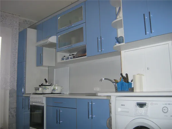 Голубая кухня: 70 лучших фото-проектов и советы по оформлению кухни. Голубой фартук на кухне с чем сочетается. 13