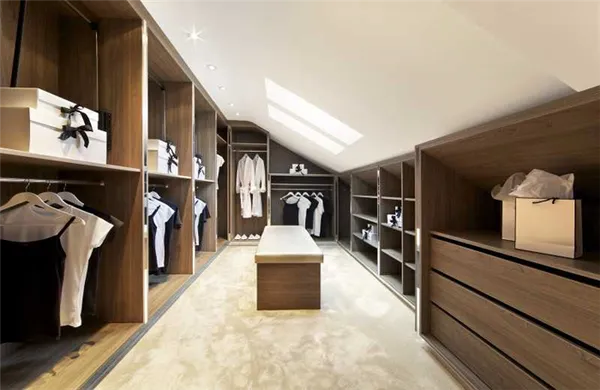 Маленькая гардеробная комната. Как оформить гардеробную комнату небольшого размера. 27