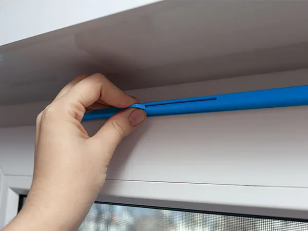 Микропроветривание пластиковых окон — адаптивная система сохранения свежего воздуха в доме. Как сделать чтобы окно открывалось на проветривание. 2