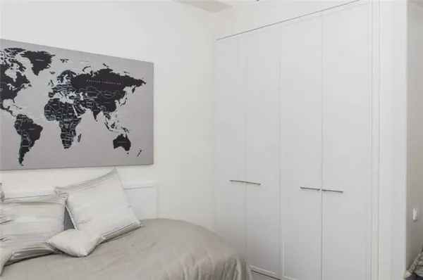 Дизайн спальни 2022 года: самые современные варианты отделки и мебели. Как оформить спальню в современном стиле. 54