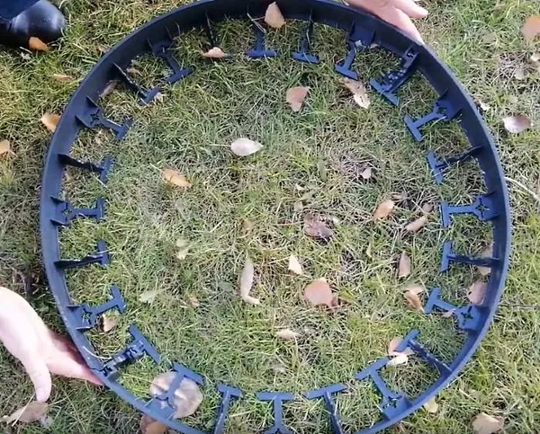 Пластиковый бордюр для приствольного круга