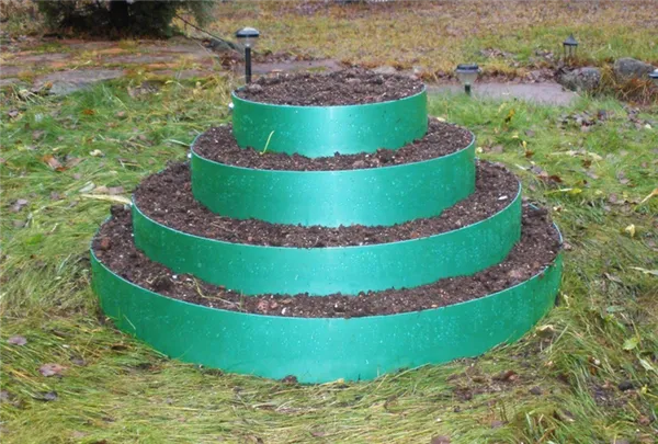 Садовая бордюрная лента для грядок, газонов, клумб. Как использовать бордюрную ленту в саду. 3