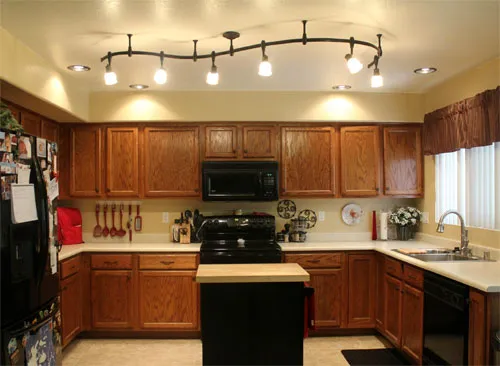 10 советов по освещению кухни. Что с лампочкой на кухне. 7