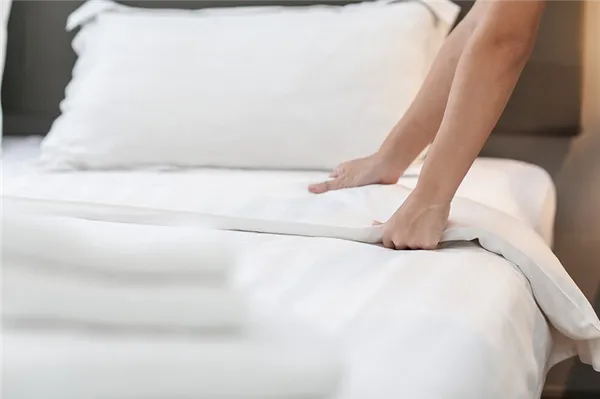 Спи спокойно: что лучше для постельного белья - поплин или бязь