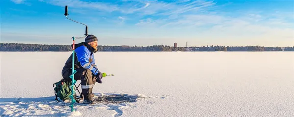 Лучшие ледобуры для зимней рыбалки. Чем сверлят лунки во льду. 16